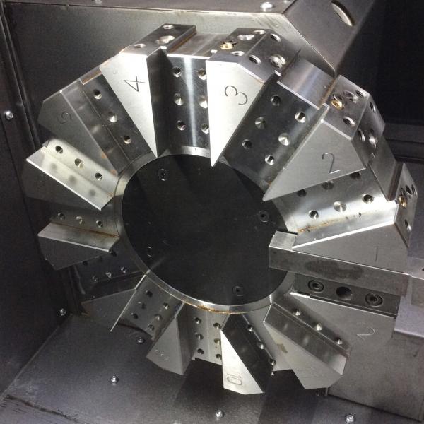 ELMAG CNC-Drehmaschine INDUSTRIE 520-260 Schraegbettmaschine